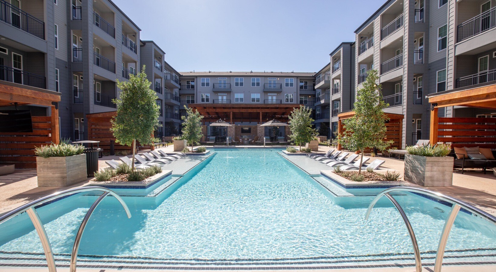 Photo - 11111 Nexus Ave.