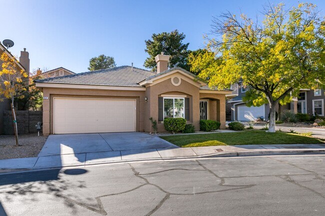 Photo - SUMMERLIN BEAUTY*UPGRADED*COMMUNITY POOL*3 BEDROOMS*STAINLESS STEEL APPLIANCES*
