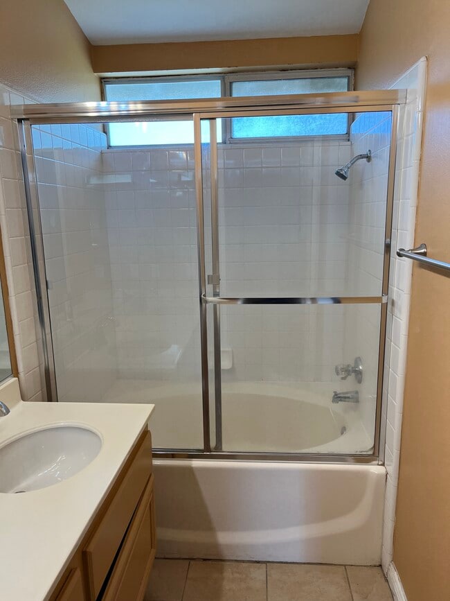 Photo - 383 Camden Ct