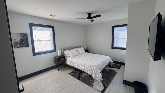 Photo - 2054 Fargo Pl SE