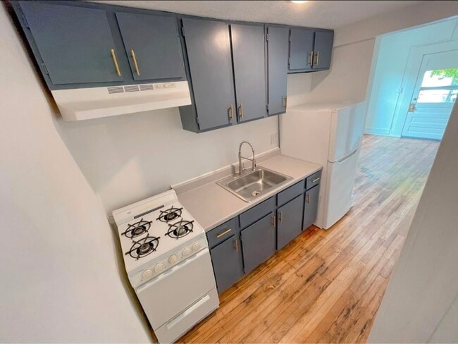 Photo - Flats on Pleasant Unit 713-1