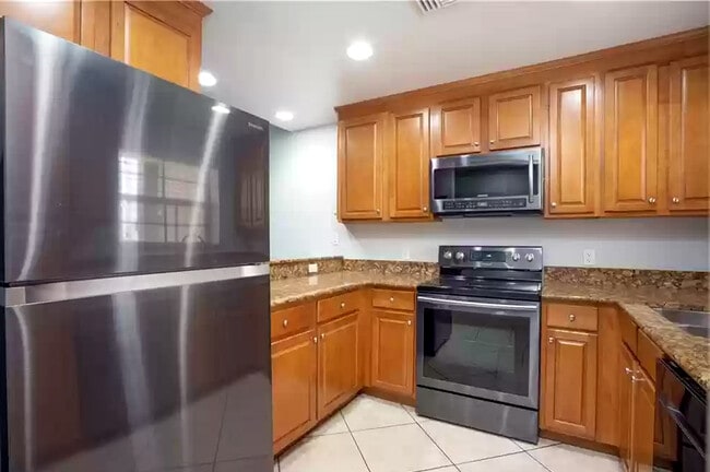 Photo - 2110 W First St Unidad 301