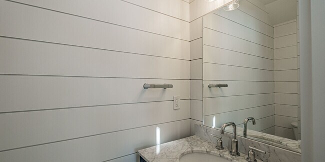 Photo - 7 Sunshine Cir