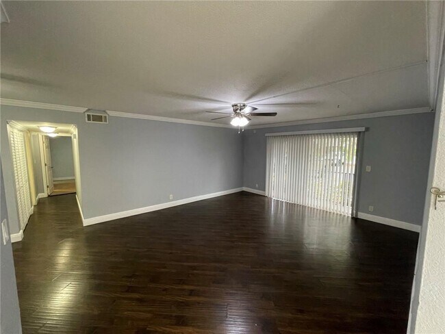 Photo - 115 Gardens Dr Unidad 101A