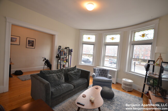 Photo - 1824 Beacon St Condominio Unidad 1