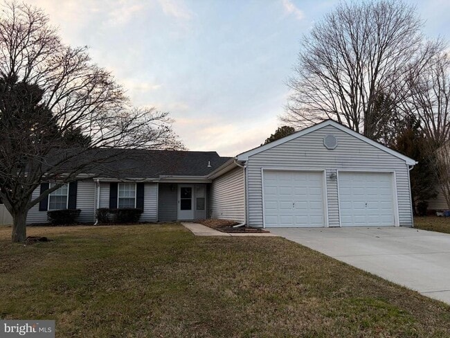 Building Photo - 424 Crisfield Dr
