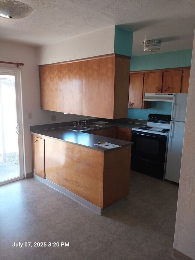 Photo - 170-190 Dahlia Street, Yamhill Unit 190