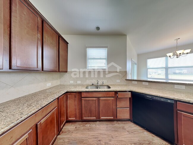 Photo - 2222 Kingstree Dr