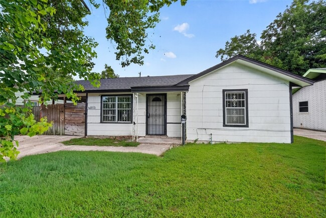 Building Photo - 4813 Brinkley St