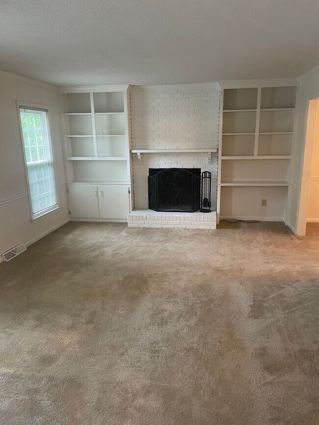 Photo - 3 Bedroom, 2 Bathroom house