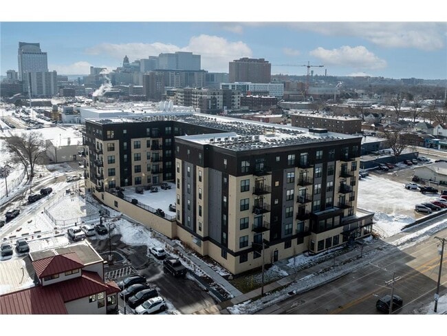 Building Photo - 28 7th St NE Unit Foundry