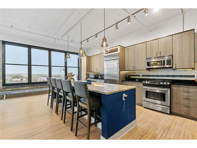 Photo - 290 Market St Unidad 702