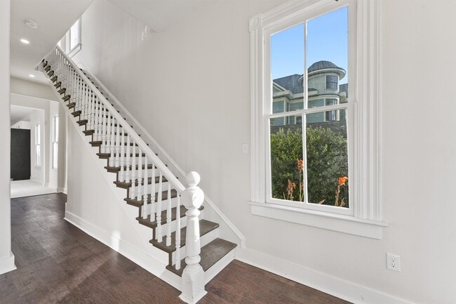 Photo - 1607 Market St