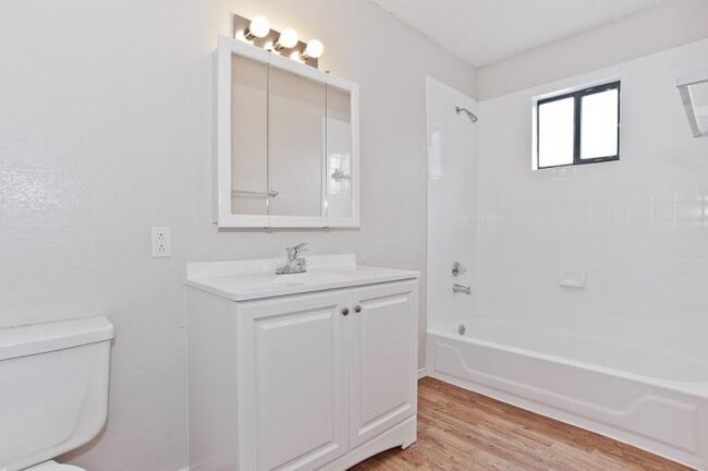 Oakwood Condos Bedford