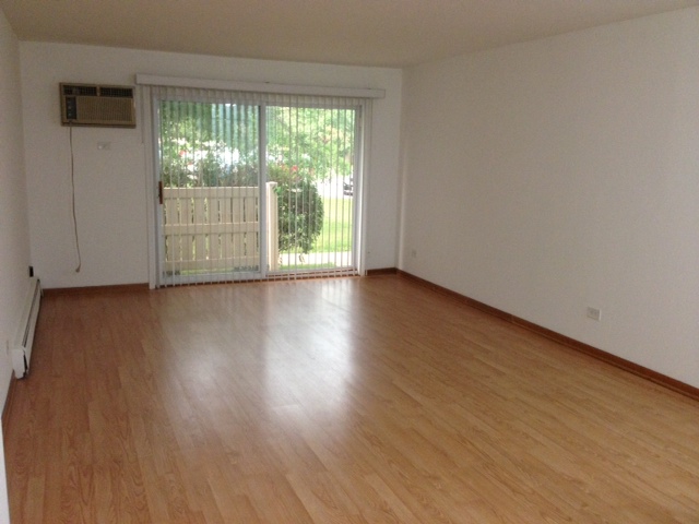 Living RM - 9998 S 84th Terrace Apartment Unit #32