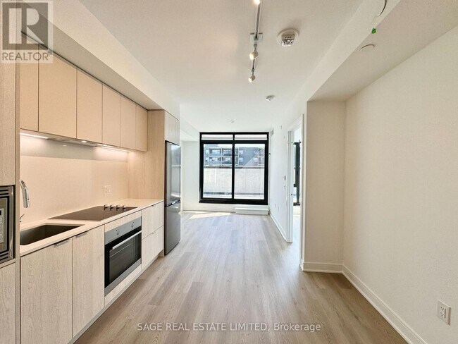 Photo - 86 Dundas St E Unit 806