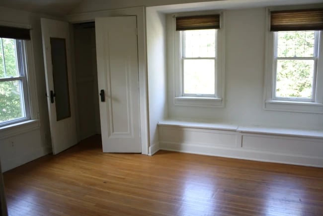 Photo - 519 S Fess Ave