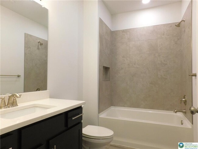 Photo - 2321 Linford St Unidad 102