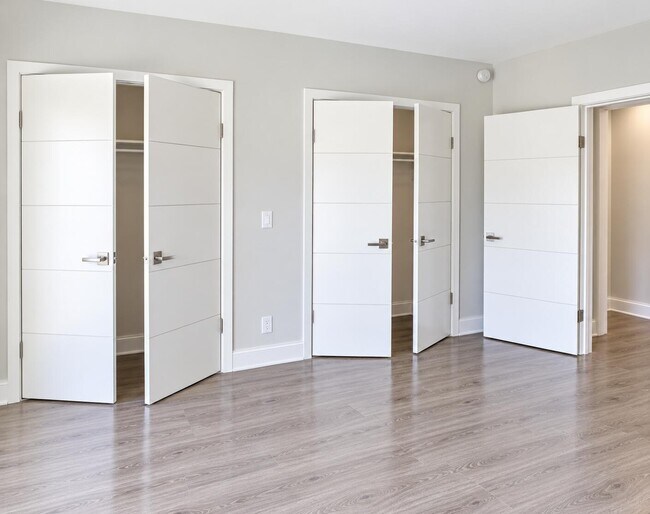 Photo - 455 Golden Isles Dr Unit 209