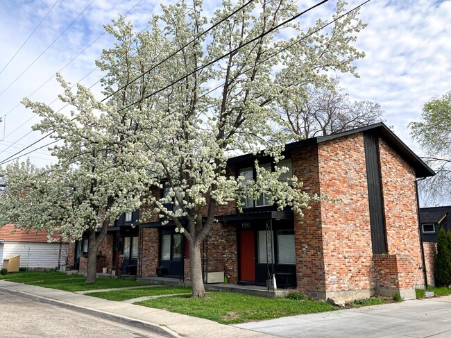 Photo - 905 N Mercer St Unit 903