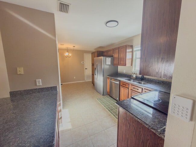 Photo - 7304 Gordon Evans Rd