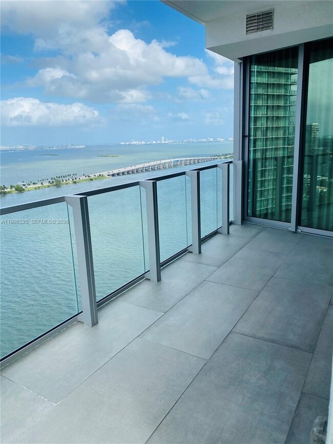 Photo - 2900 NE 7th Ave Unidad 2701