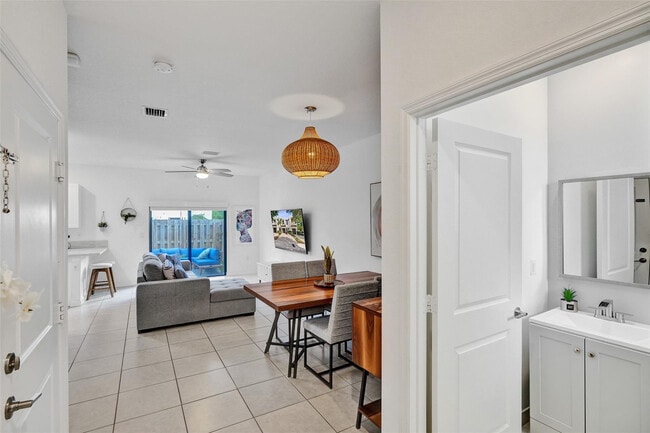 Photo - 20741 NE 5th Ct