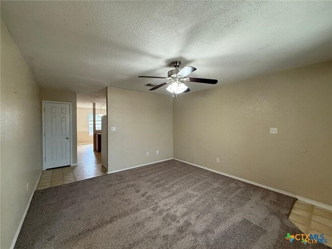 2808 Leroy Cir Unit c