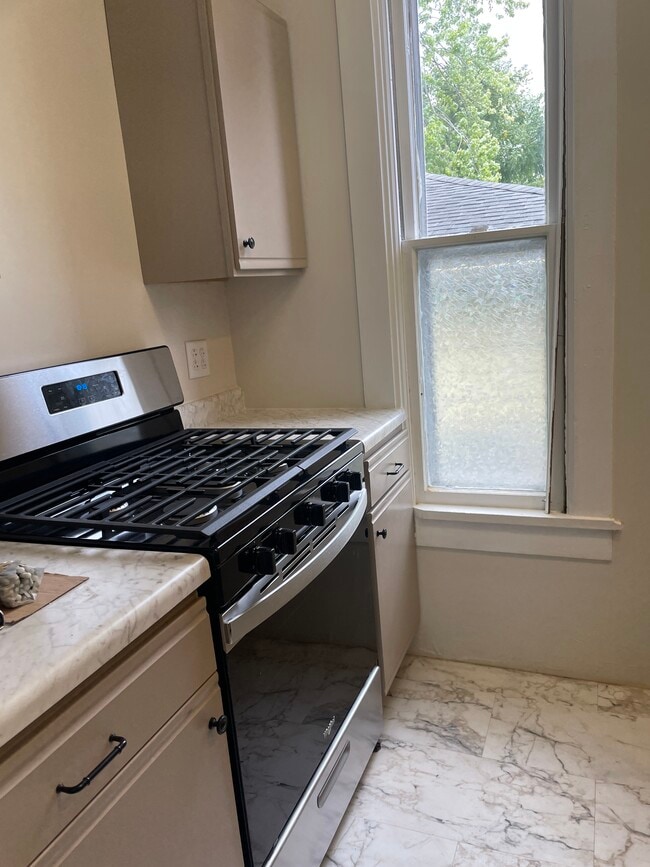 803 Florida Ave Unidad 2 Bedroom 1 Bath Lower