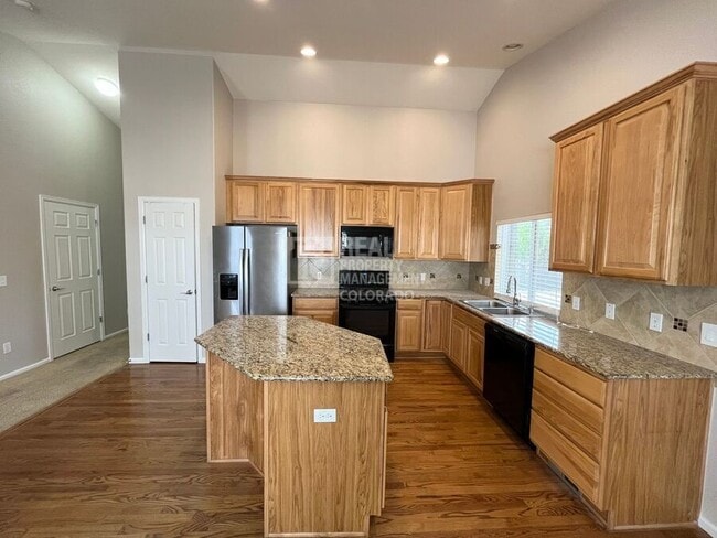 Photo - 5236 Sagebrush St