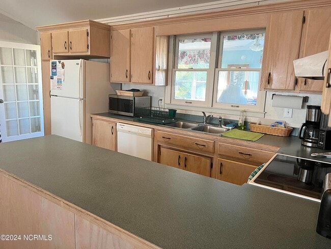 Photo - 5204 Ocean Dr