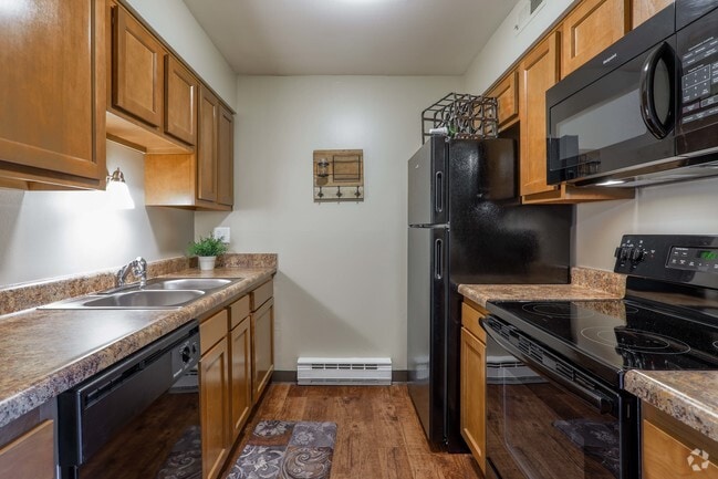 2 Bed/ 2 Bath
