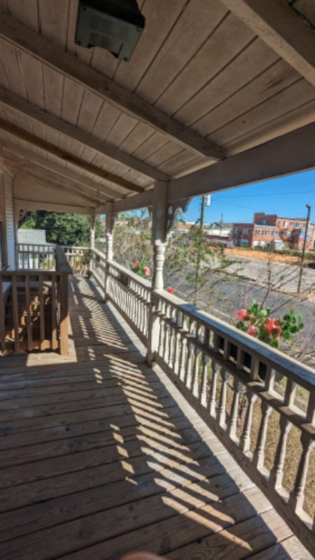 Building Photo - 208 S Trammell St Rental