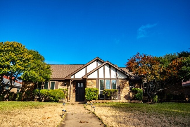 Photo - 3205 Winchester Dr