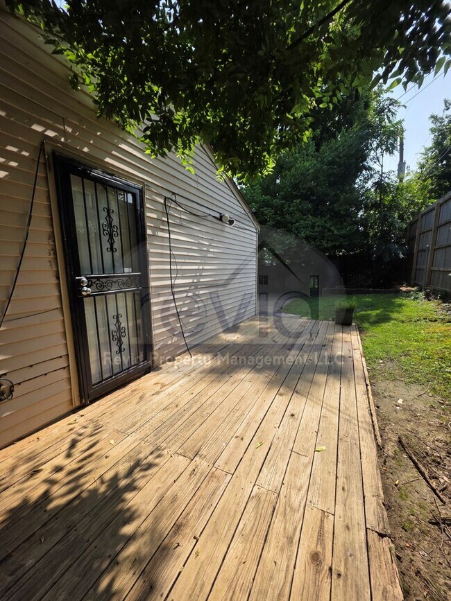 Photo - Great 2 Bedroom Apartment in Midtown! Unidad 1605 # 4