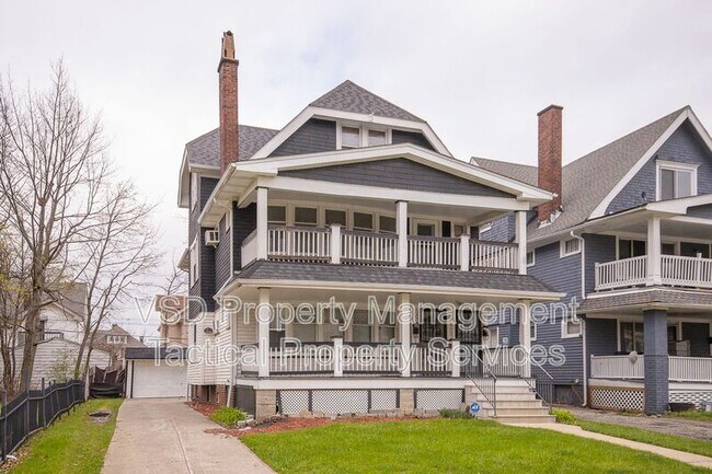 Photo - 12339 Chesterfield Ave Unit #3