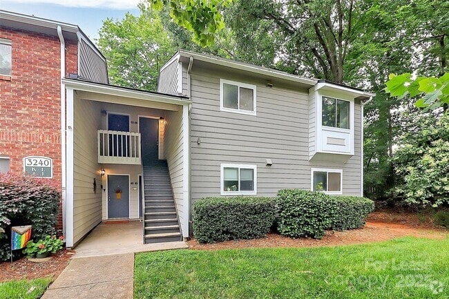 Building Photo - 3240 Heathstead Place Rental