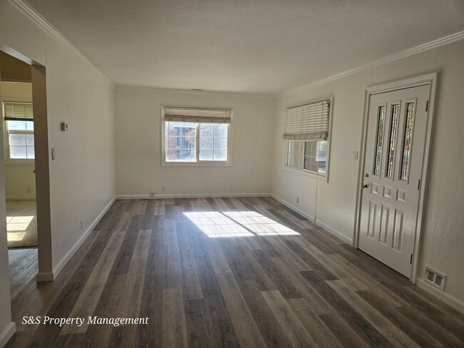 Photo - 3140 Garfield Ave