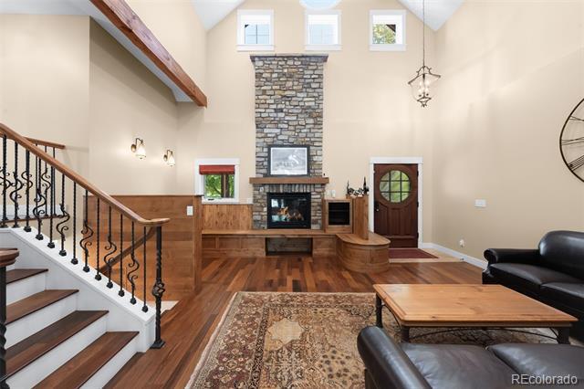 Photo - 1177 Newport St