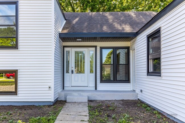 Photo - 1482 Pebblestone Cove