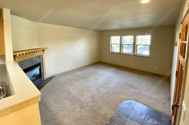 Photo - 2597 NW High Lakes Loop Unit 2
