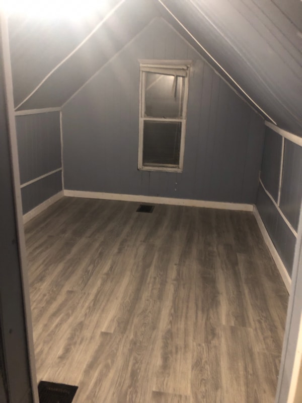 Photo - 21059 Glen Lodge Rd