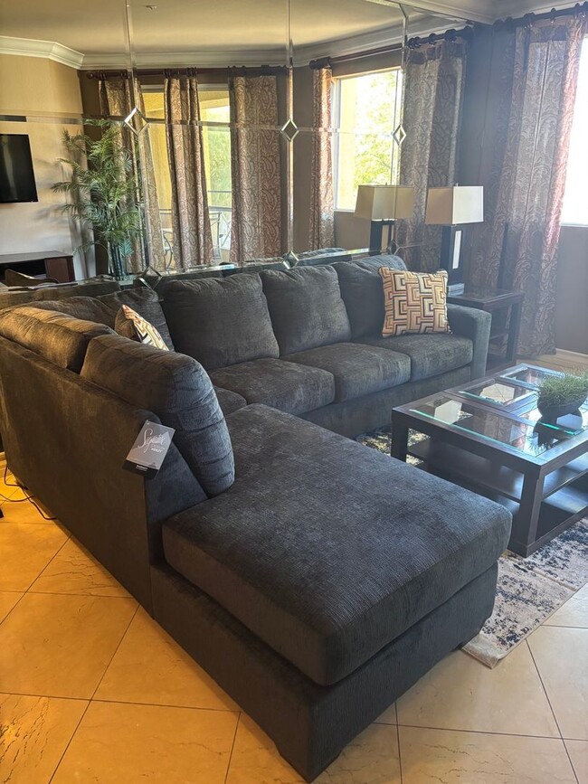 Photo - Meridian Furnished 2 Bd / 2 Ba Luxury Condo - Resort Style Living.