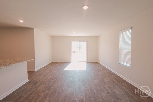 Photo - 411 Coconut Dr