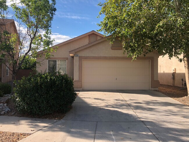 Photo - Ventana Ranch Gem! 3 Bedroom 2 Bath. Gate Community! Single Story with Large Backyard.