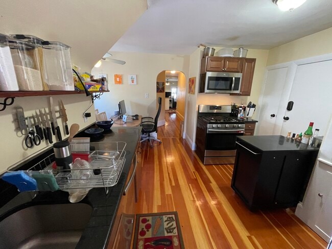 Building Photo - 21 Chandler St Unit 3R