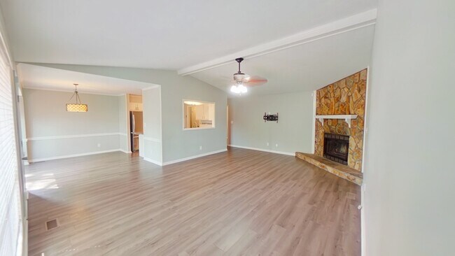 Photo - 731 Prestige Blvd