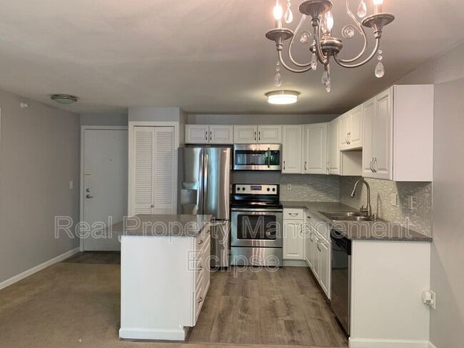 Building Photo - 700 Front St S Unit D209