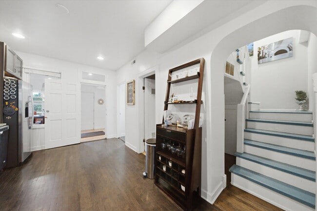 Photo - 2137 W Rice St Unit 2
