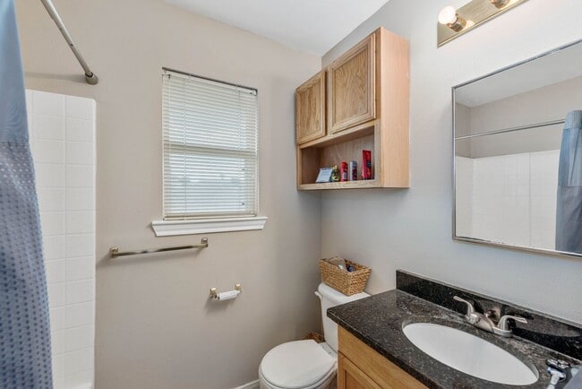 Building Photo - AUGUST 2026 PRE-LEASE!! COME TOUR THIS AMA...